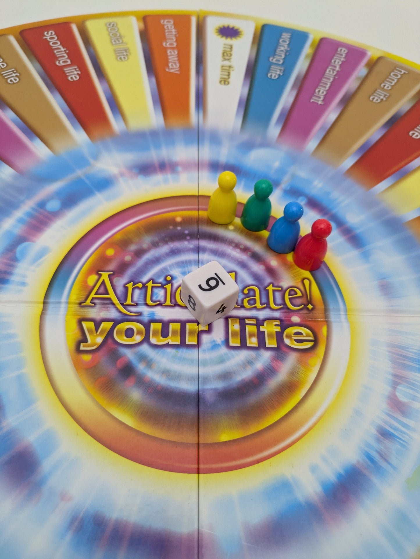 Articulate Your Life (2011) – The Fast-Talking Family Board Game