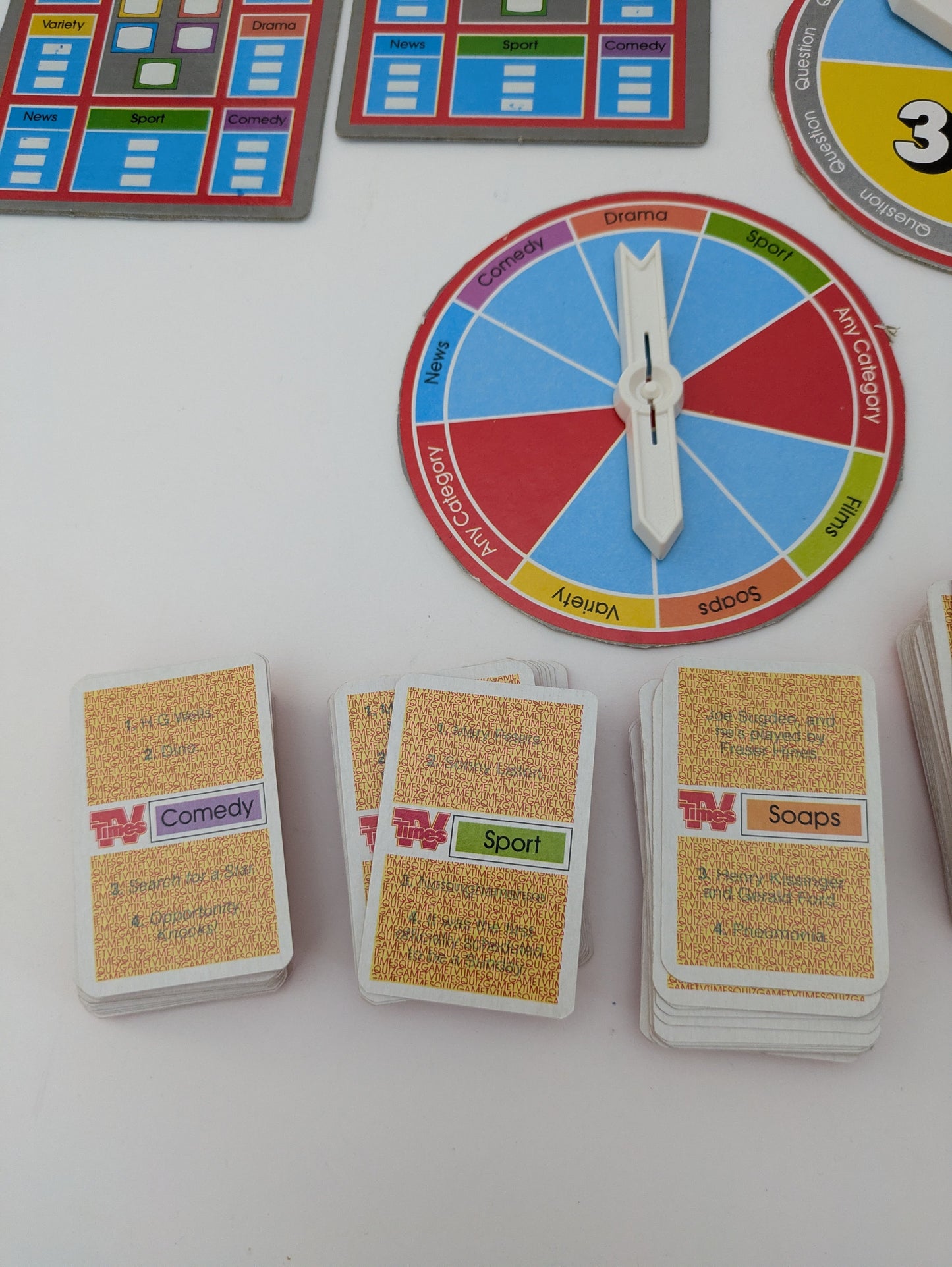 Bring Back the Golden Age of TV with This Vintage Quiz Game