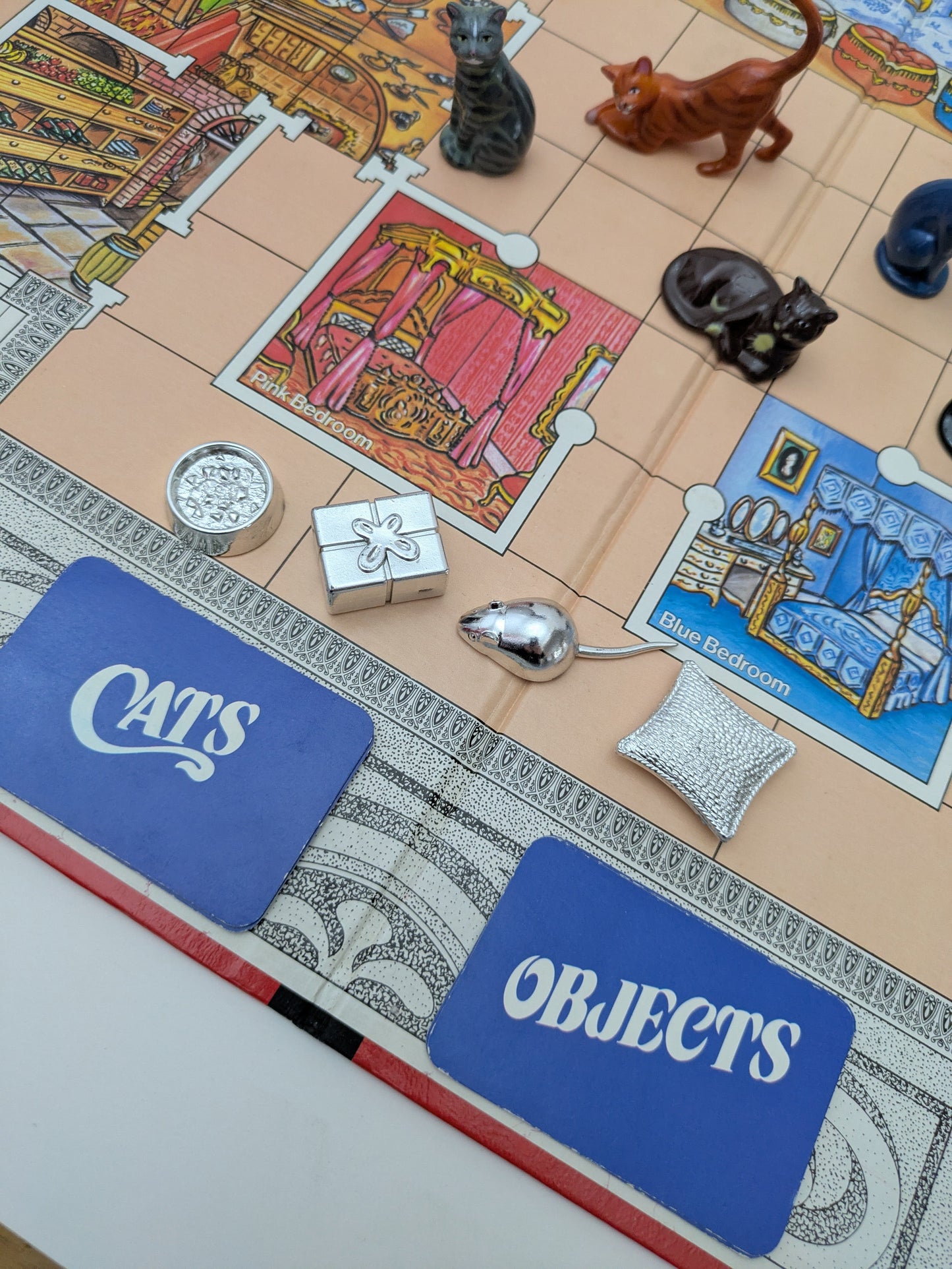 Cats’ Mansion (1984) is a clever strategy game where your inner cat detective comes to life.