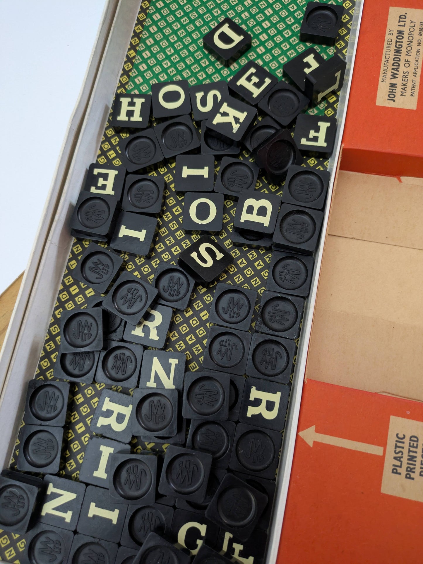 Keyword (1953) – the vintage word game that’s still fun today.