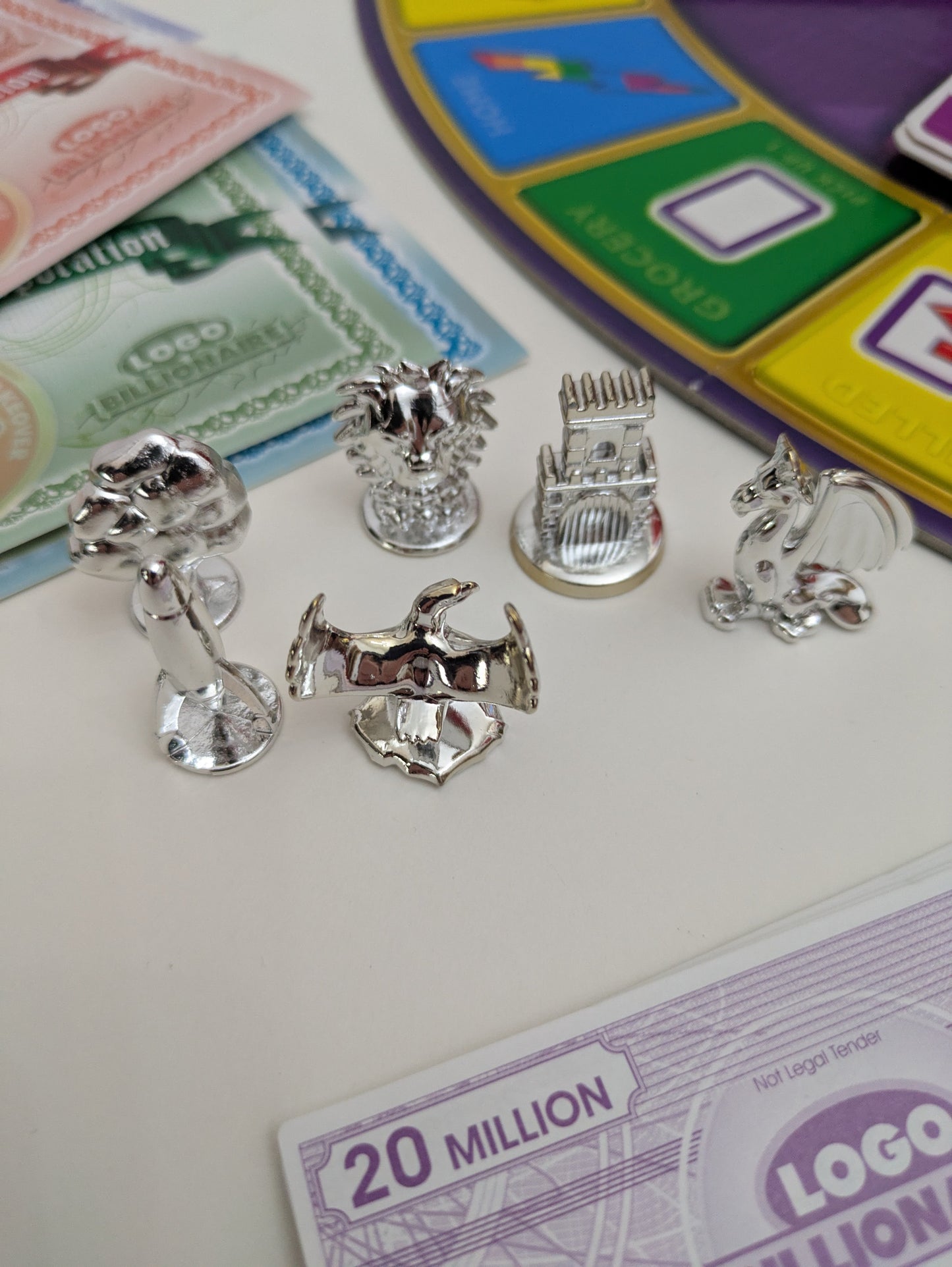Launch companies and race to a billion in this exciting brand-building game