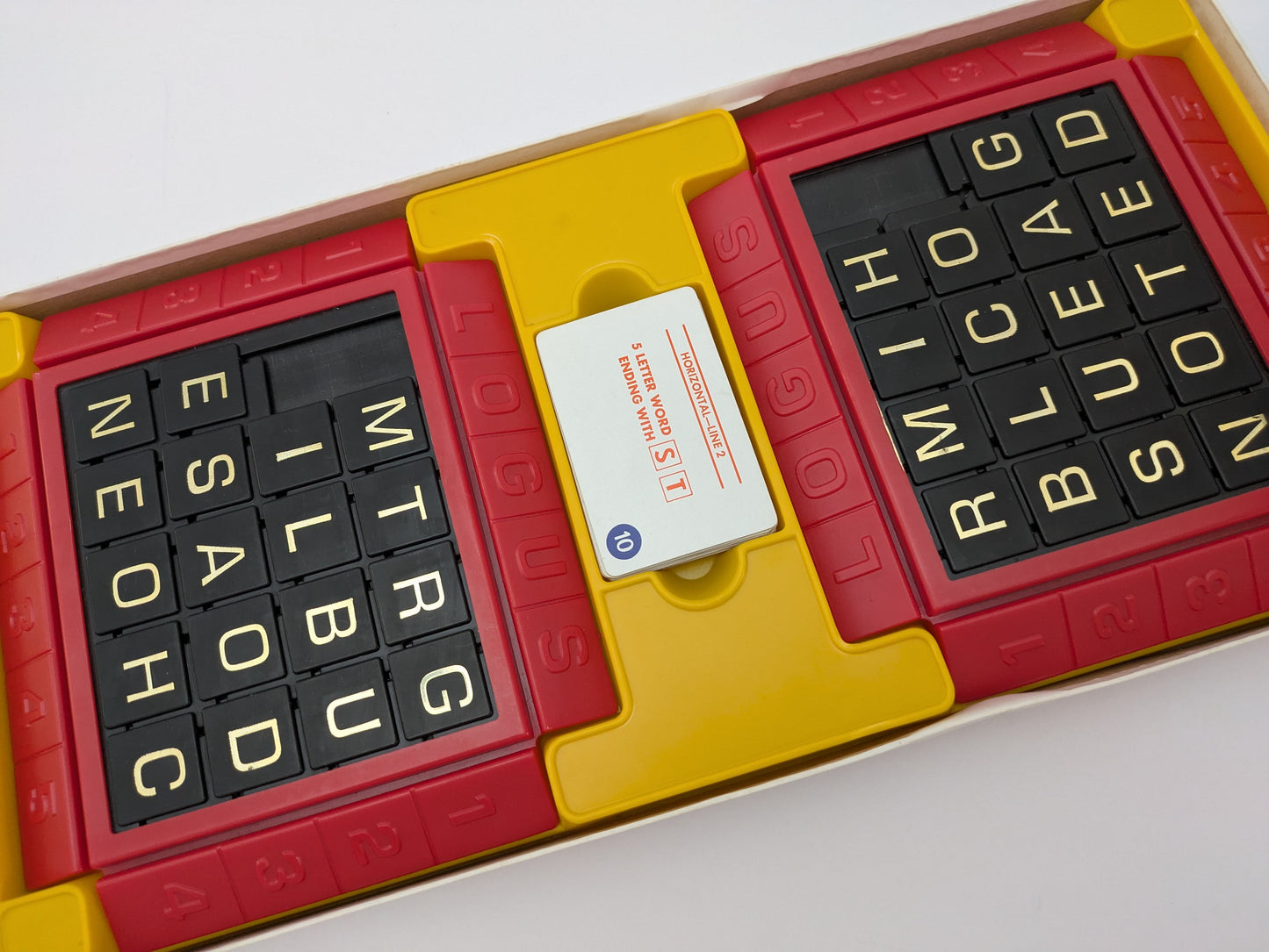 Logus (1971) – A Vintage Word Game That’ll Test Your Spelling and Speed