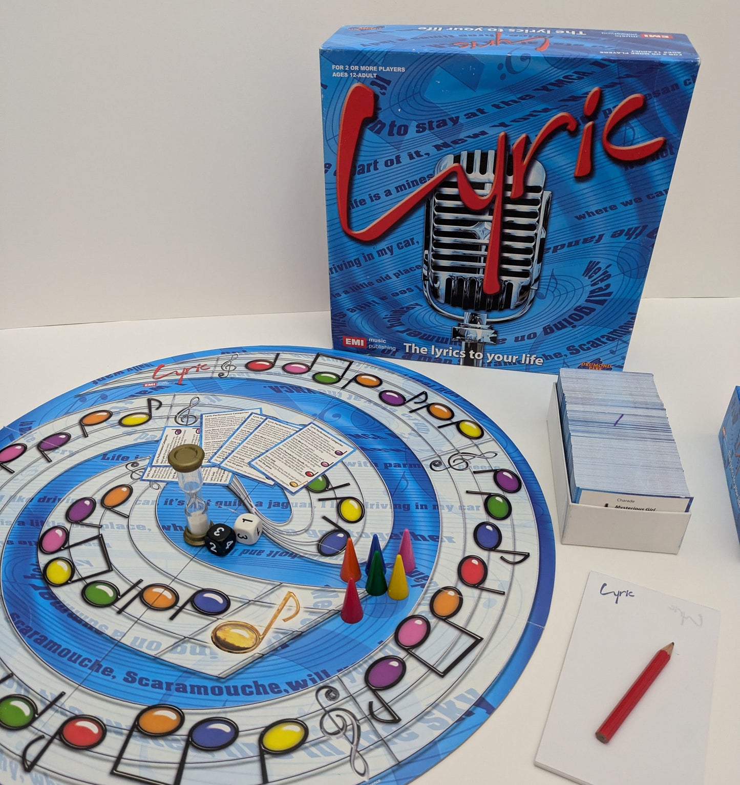 Show off your lyrical skills and take centre stage with Lyric!