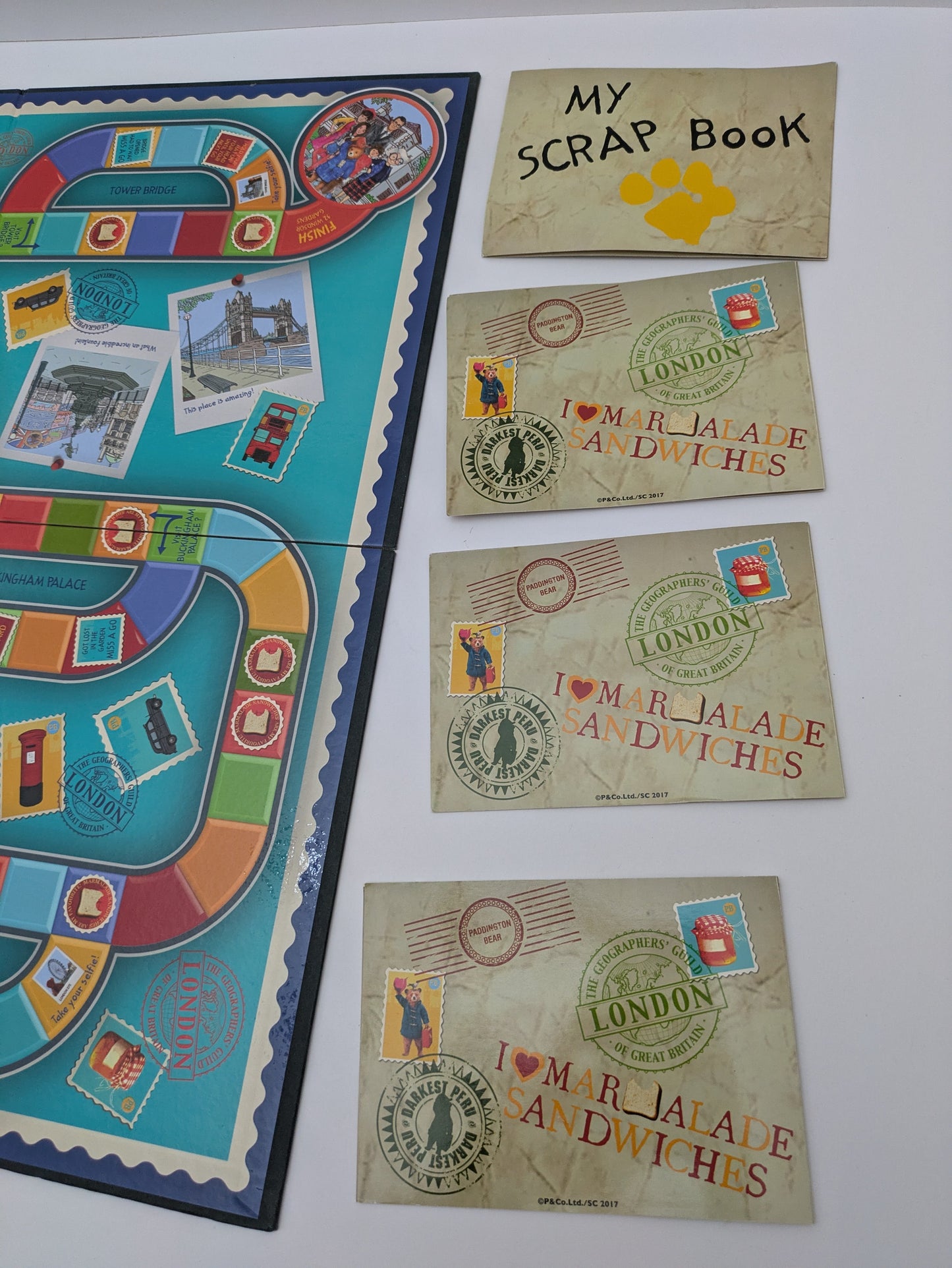Paddington’s Scrapbook Adventure (2017) – A Family Dice Game