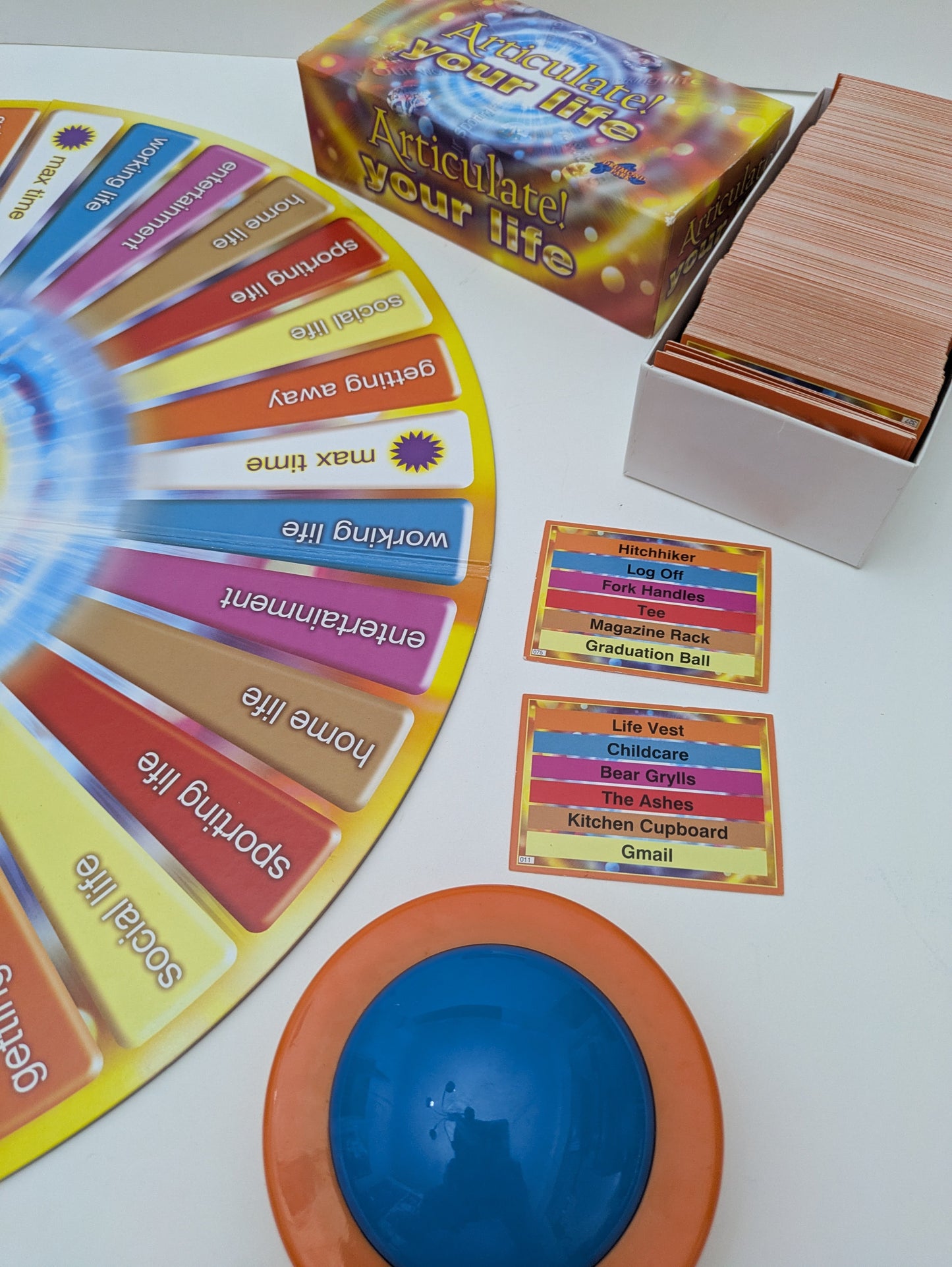 Play Articulate Your Life (2011) – The Ultimate Word Guessing Challenge