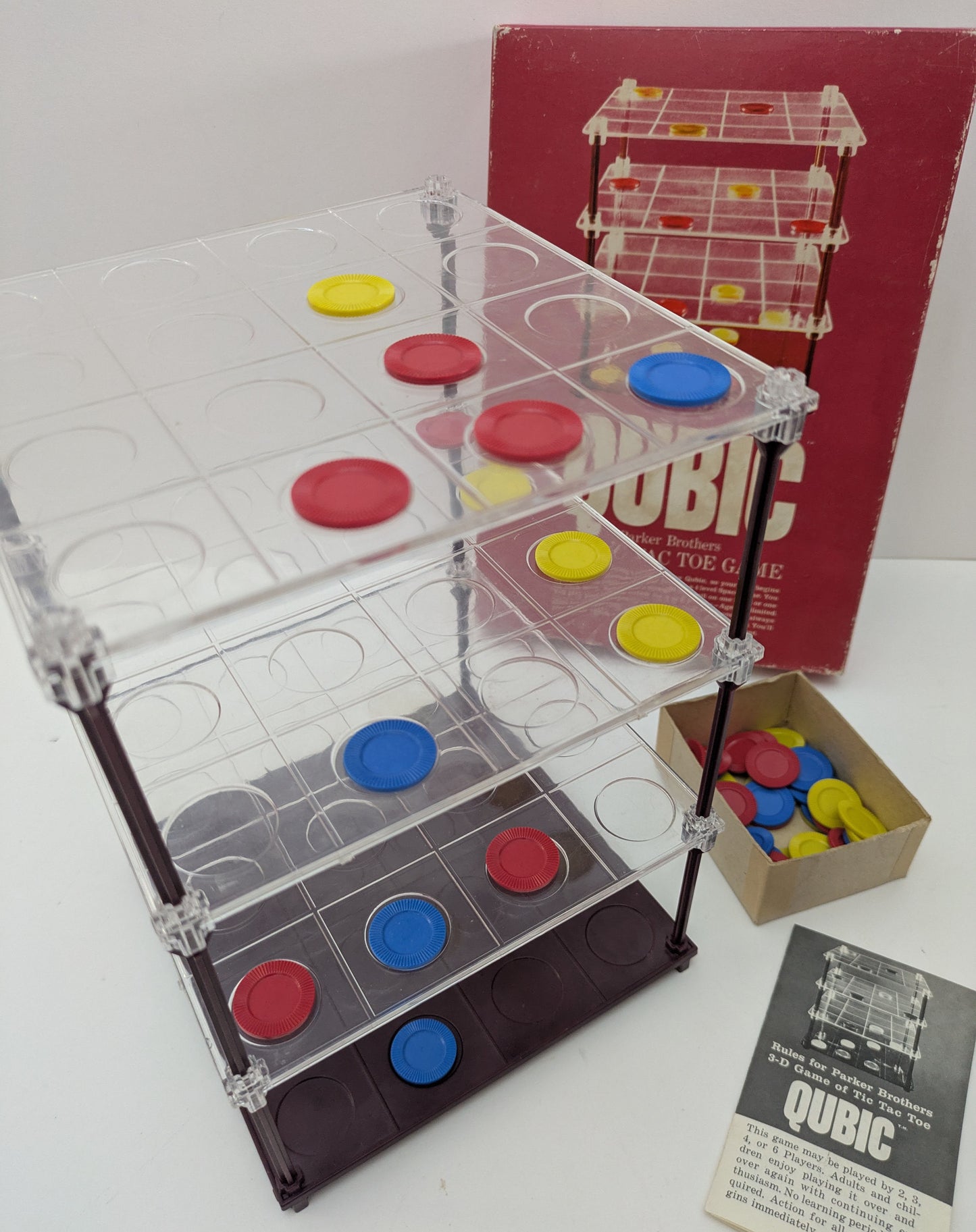 Play Qubic (1965) – The Classic 3D Strategy Board Game