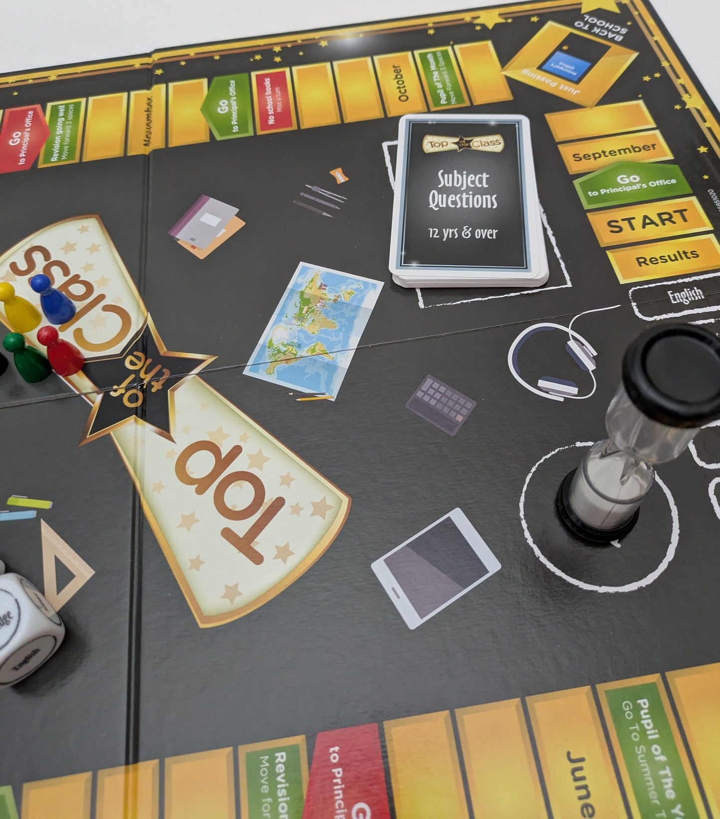 Play Top of the Class (2021) – The Ultimate Family Quiz Game