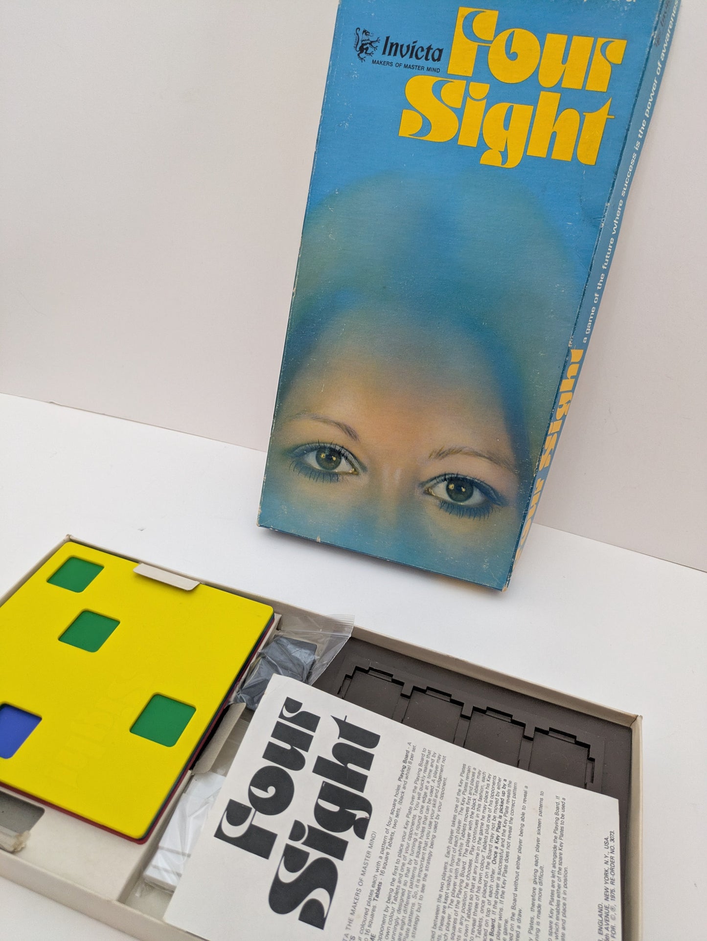 Relive the 1970s with Four Sight, the rare Invicta game that tests your tactical mind.