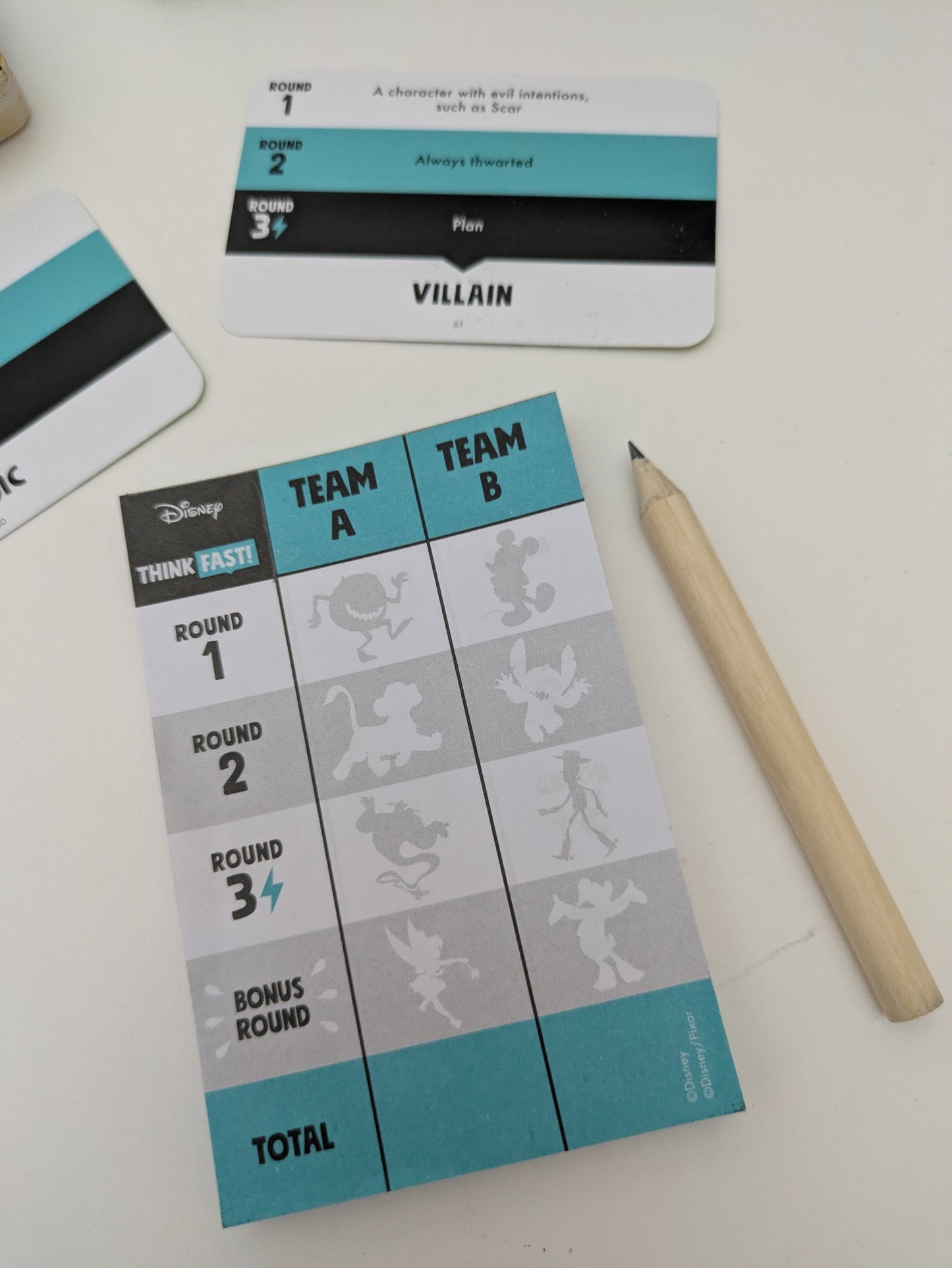 Think Fast (2019) – A Fast-Paced Team Party Challenge