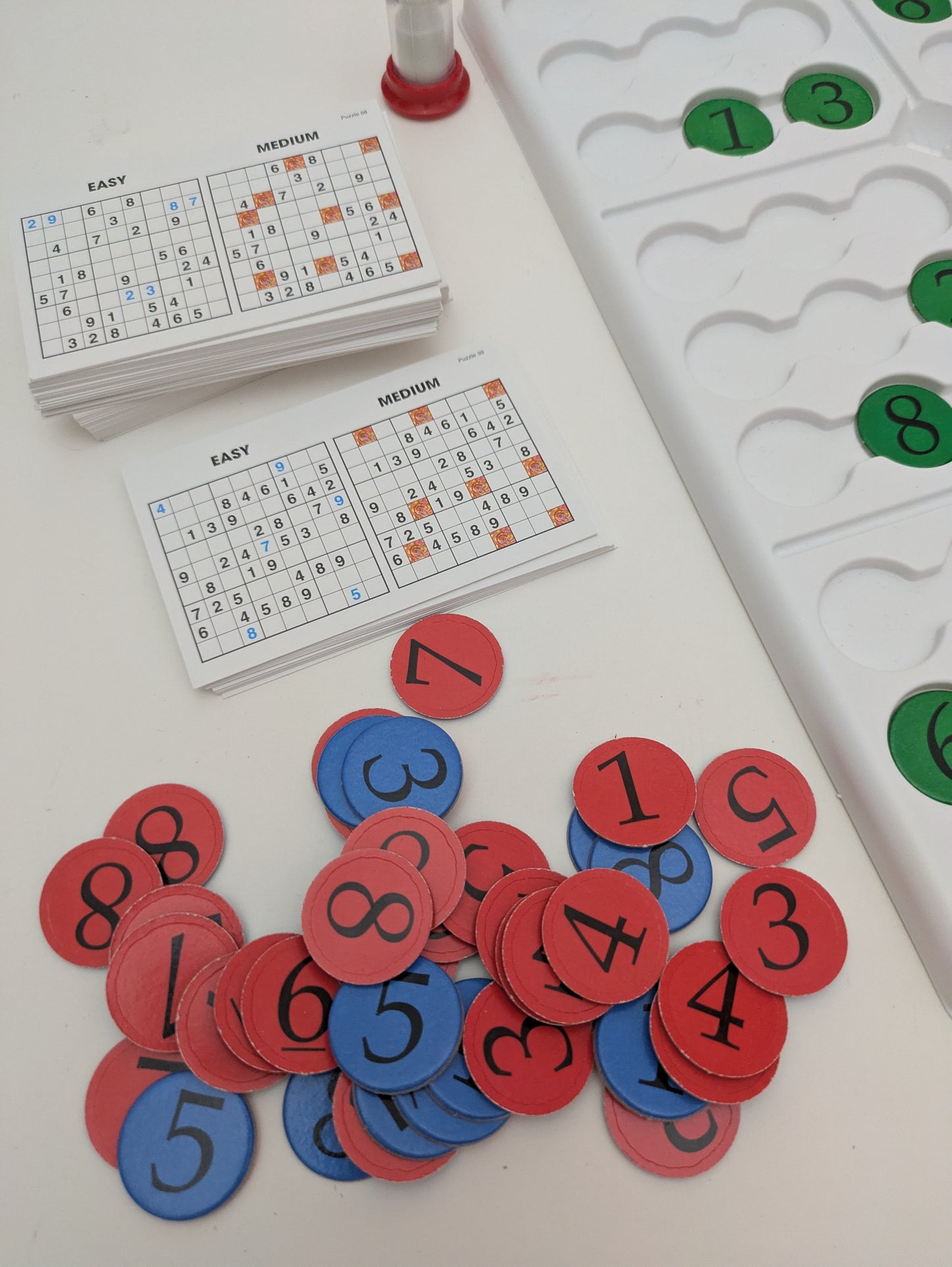 Think fast and stay sharp with Carol Vorderman’s Sudoku (2005), a true battle of logic and focus.