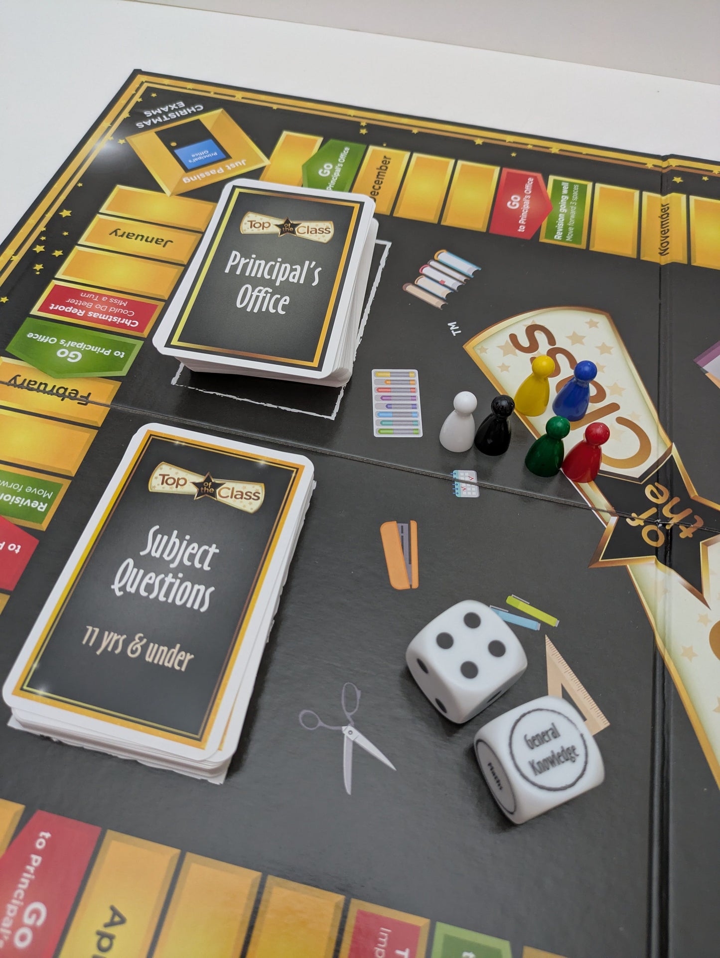 Top of the Class (2021) – The Fun Educational Board Game for Families