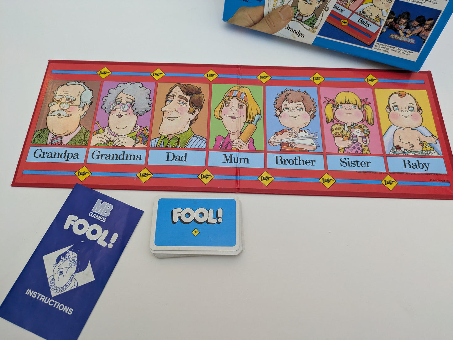 With its mix of strategy, luck, and bluffing, Fool! (1981) is a family favourite that never gets old.