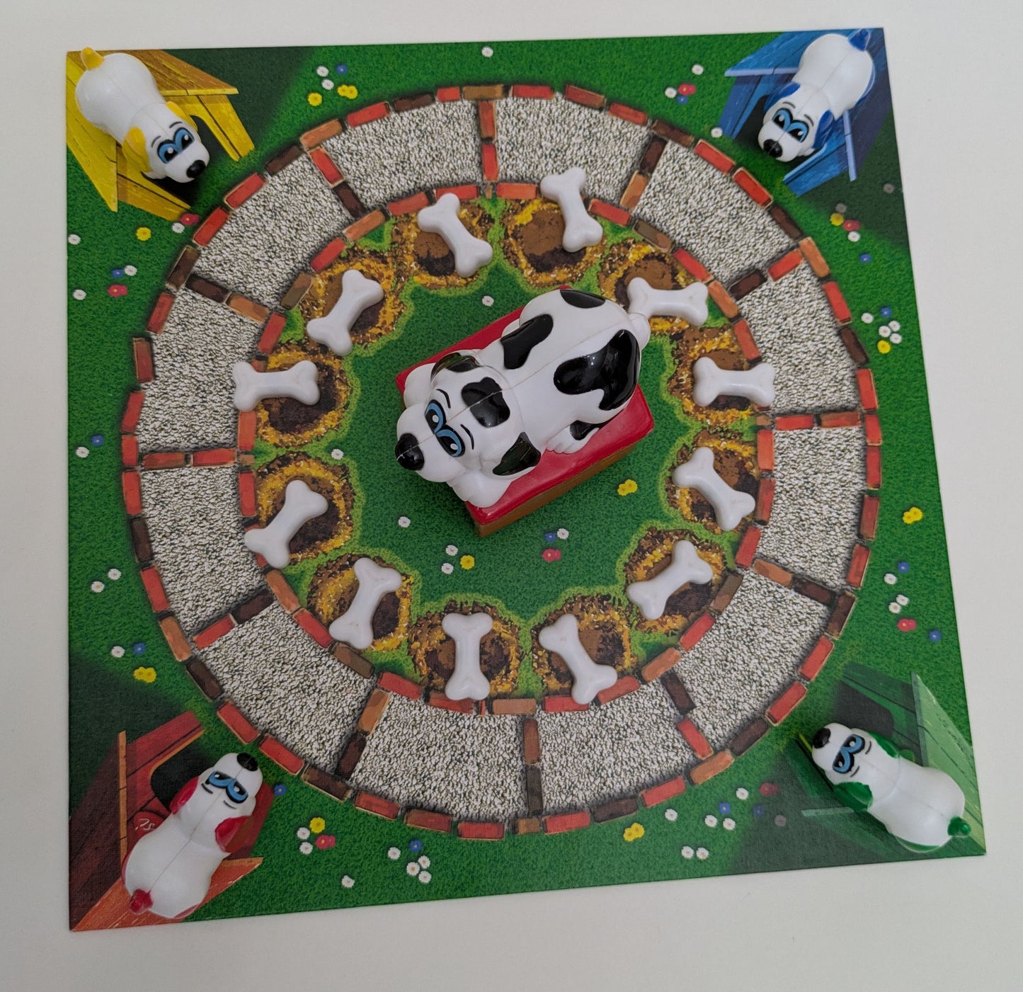Woof Woof (2006) is a playful family game packed with colour, memory and giggles.