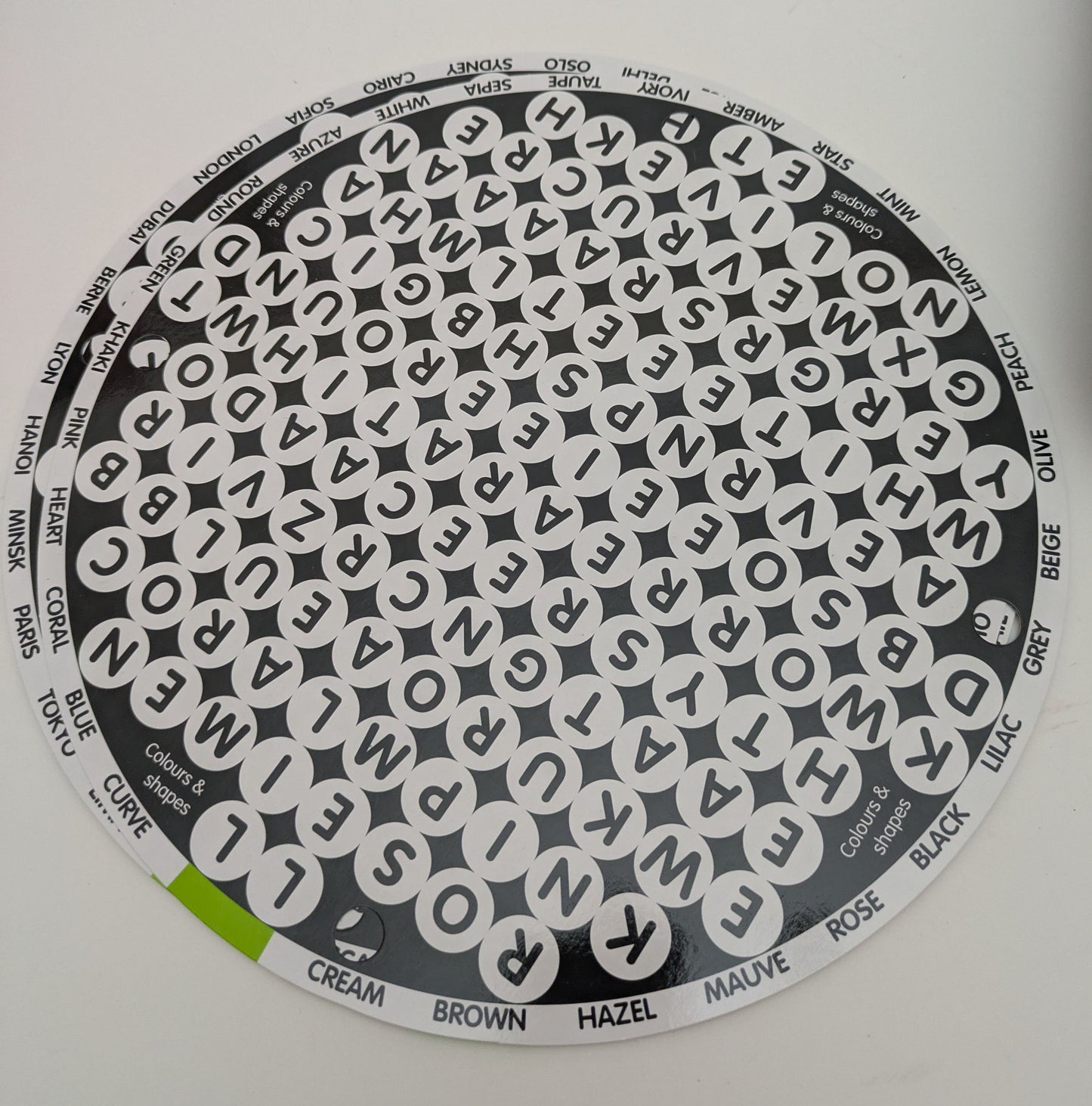 Word Search (2019) – A Fun and Lively Board Game for Word Lovers of All Ages