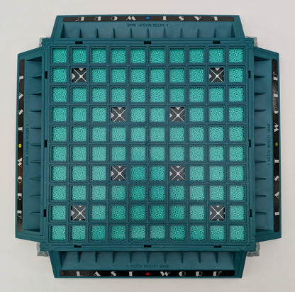 Challenge your mind and vocabulary with Last Word (1986), the classic letter grid game for clever thinkers.