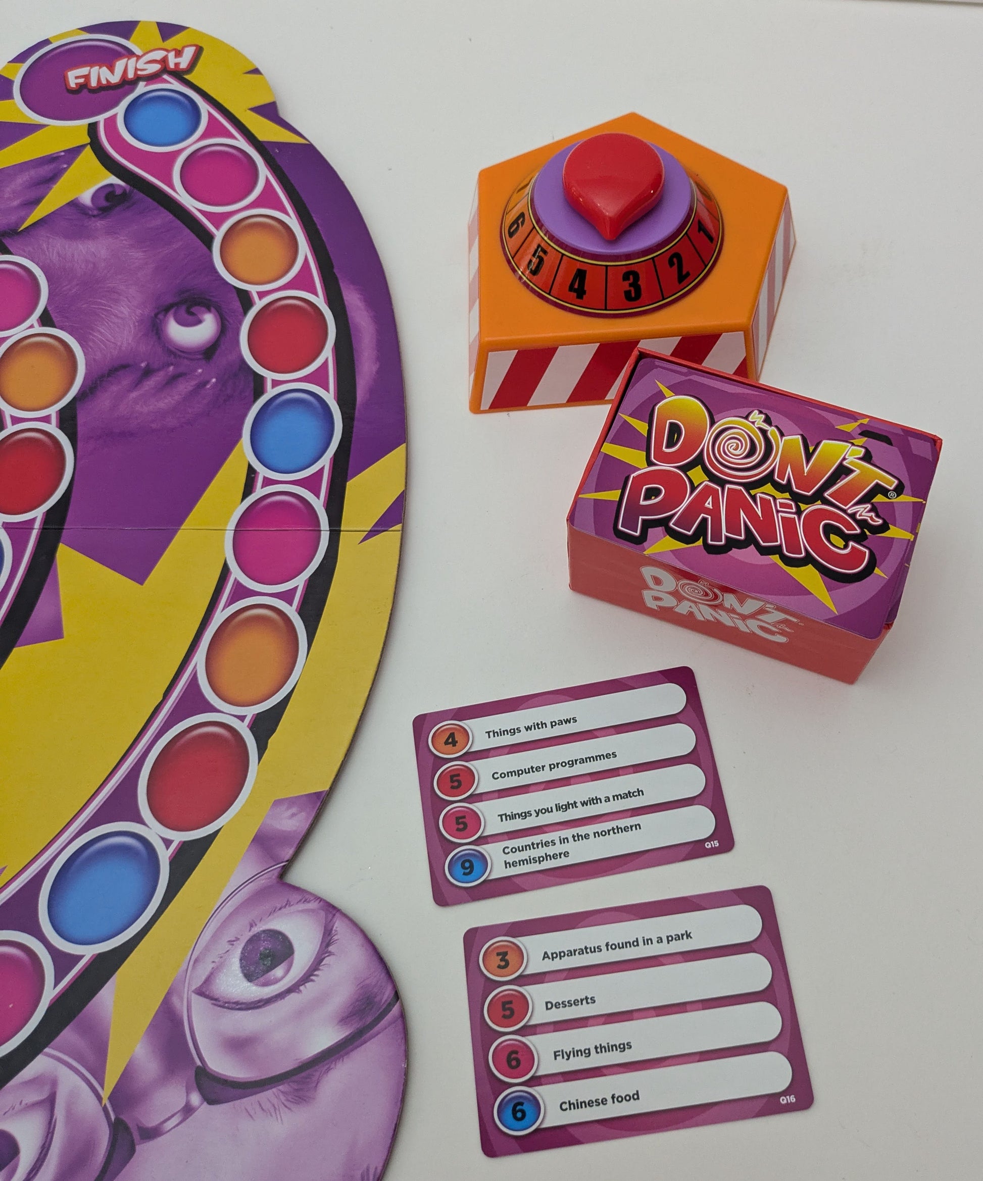 Don't Panic (2009) – Quick Thinking and Loud Laughs in Every Round!