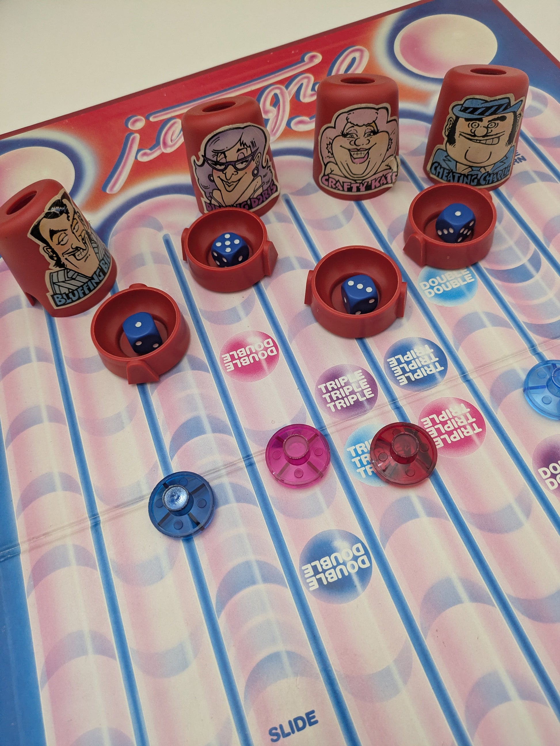 Fibber (1985) is a perfect collectible for fans of vintage Waddingtons board games.