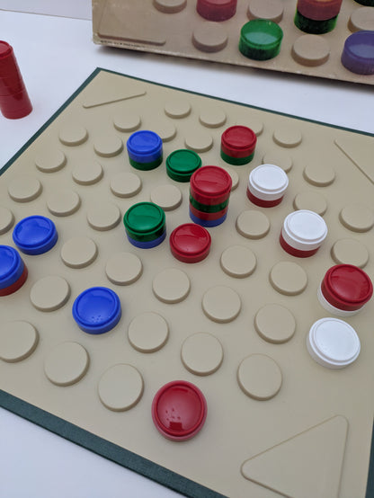Focus (1980) is the ultimate game of control and clever moves