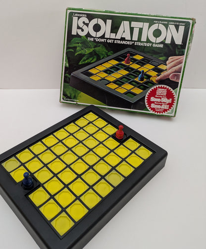 Isolation (1978) – A Strategic Two-Player Game Where Every Move Counts