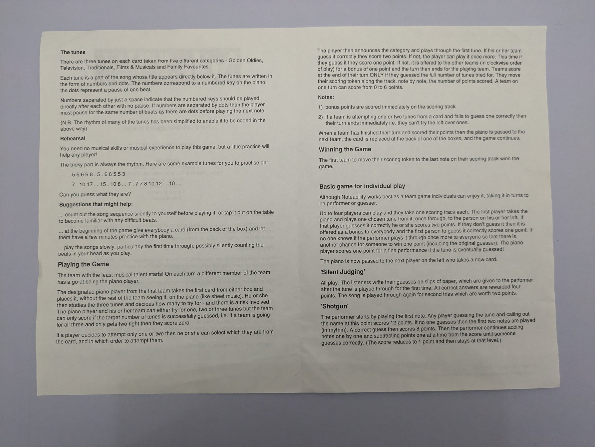 "Detailed Noteability gameplay guide explaining how to play melodies, guess songs, and score points for accurate performances."