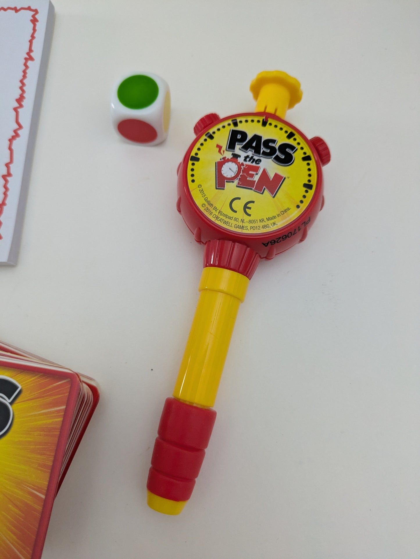 Pass the Pen (2015) – Quick, Funny and Creative Family Fun