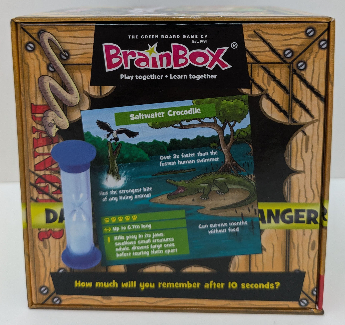 Predators BrainBox (2018) is a quick, educational board game packed with wildlife facts and fun.
