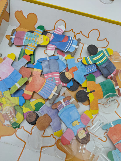 Ring a Ring of Roses (1991) is such a lovely first game for younger children – no reading, no fuss, just fun.