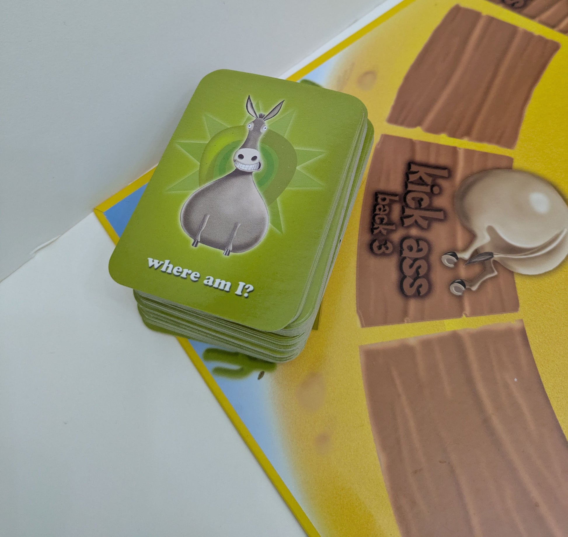 Smart Ass (2008) is the perfect game for friends who can’t keep quiet during game night!
