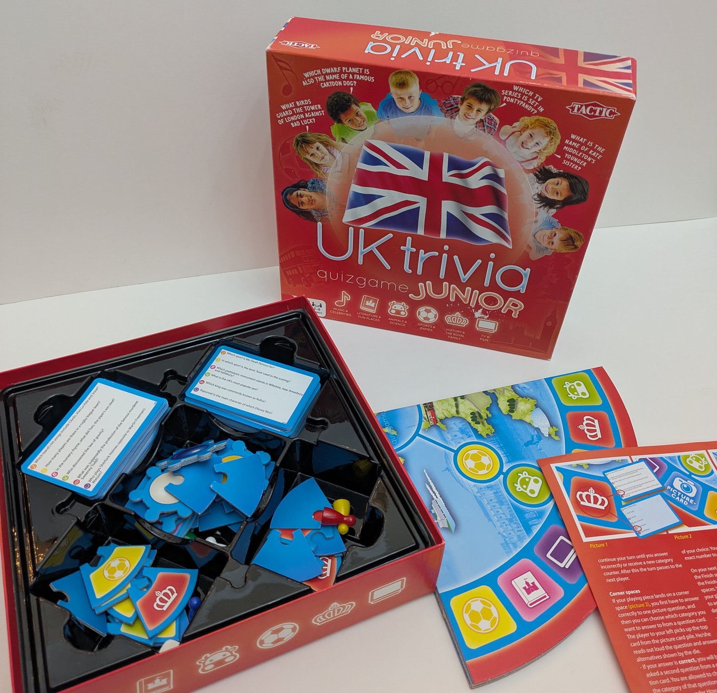 UK Trivia Junior (2009) covers a wide range of topics including sport, music, animals and history