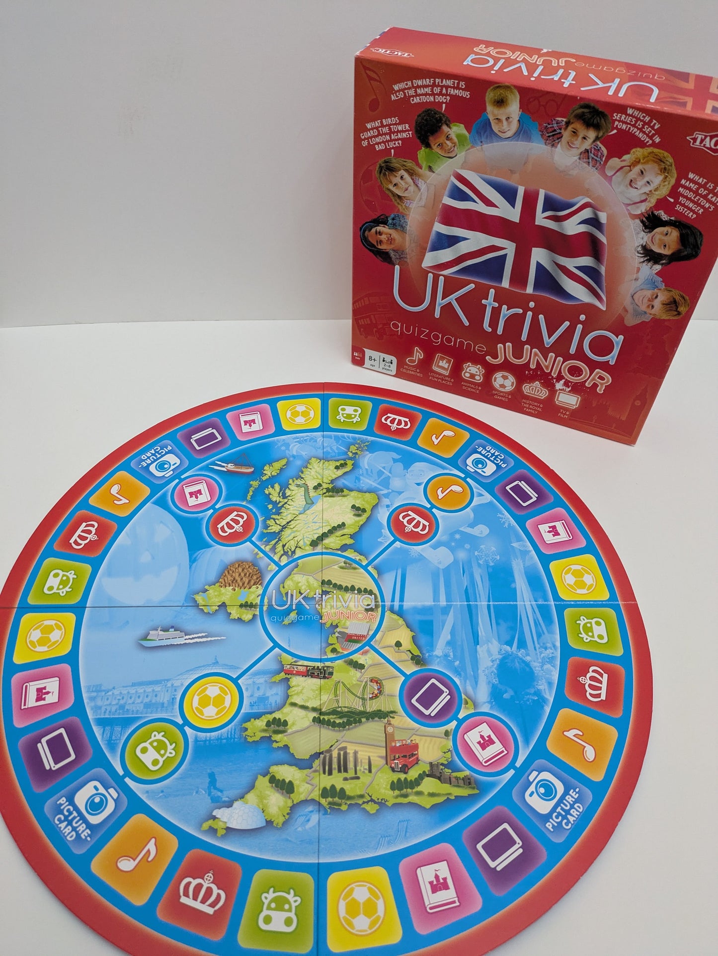 UK Trivia Junior (2009) uses colourful cards and categories to keep younger players engaged