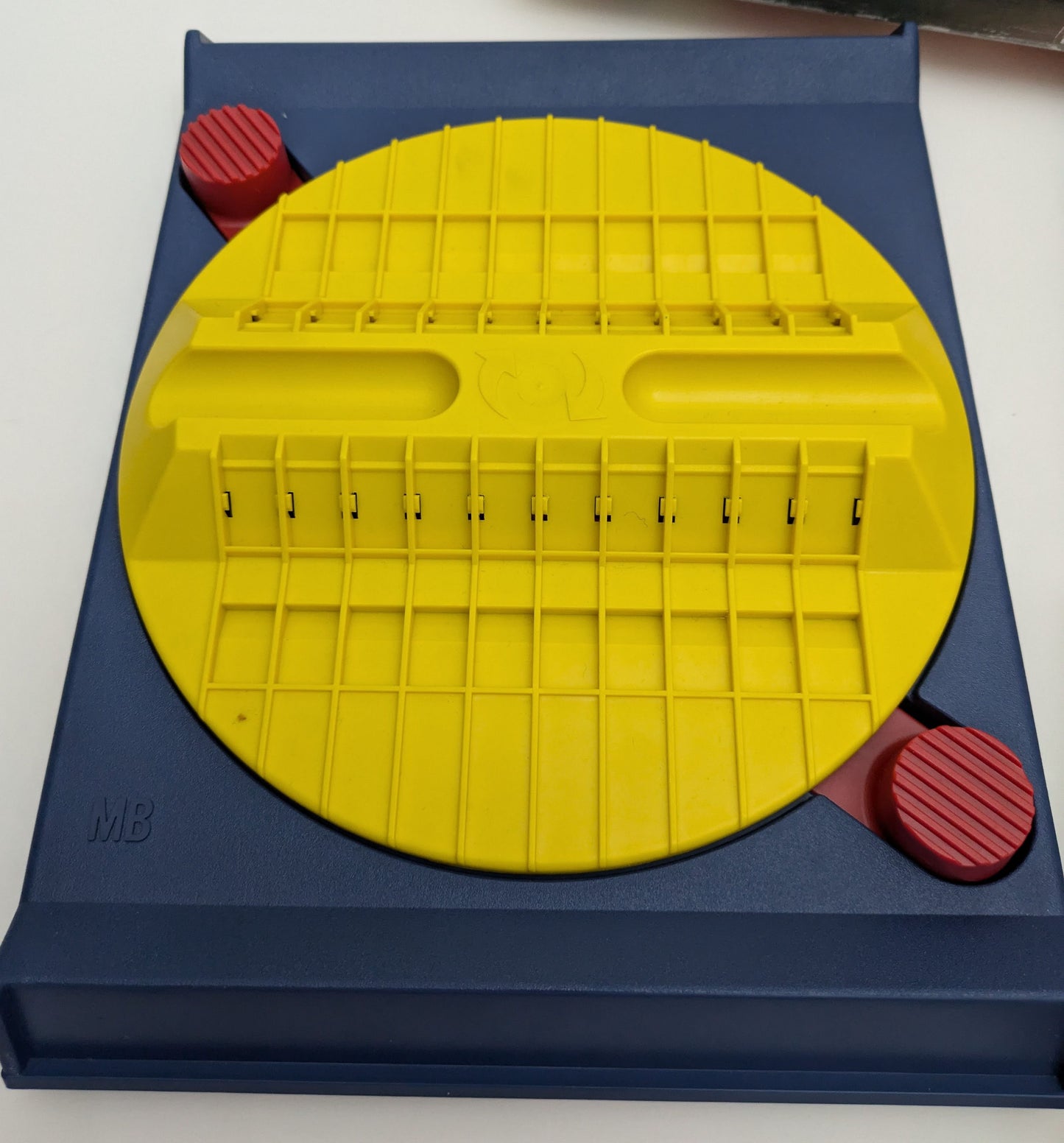 Wizzword (1977) – The Classic 2-Player Word Scramble Showdown